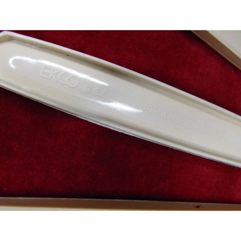 Vintage Ekco Nylon Plastic Almond Off‎ White Turner Spoon Slotted Spoon USA